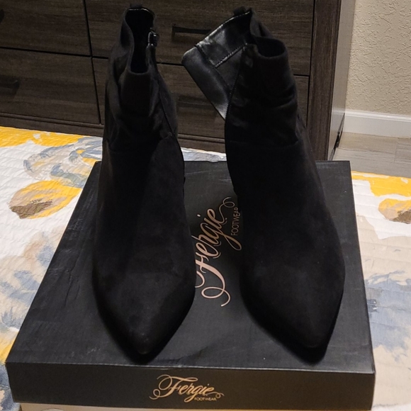 Fergie Ankle Booties - Picture 1 of 7